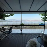 Prázdninový dům Seaside Garden *