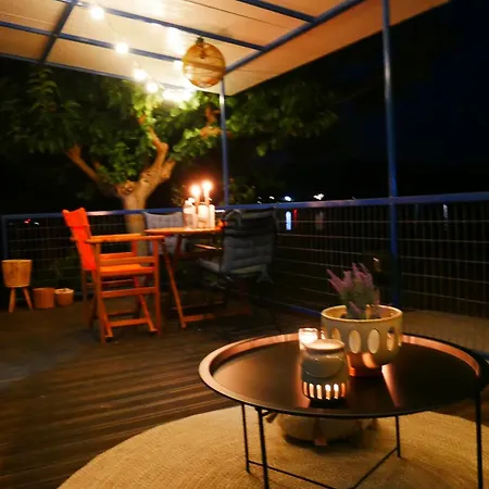 بيت للعطل Seaside Garden