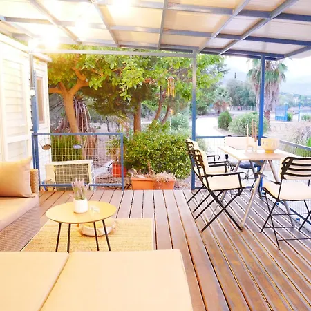بيت للعطل Seaside Garden