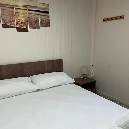Seaside Garden بيت للعطل Galaxídhion
