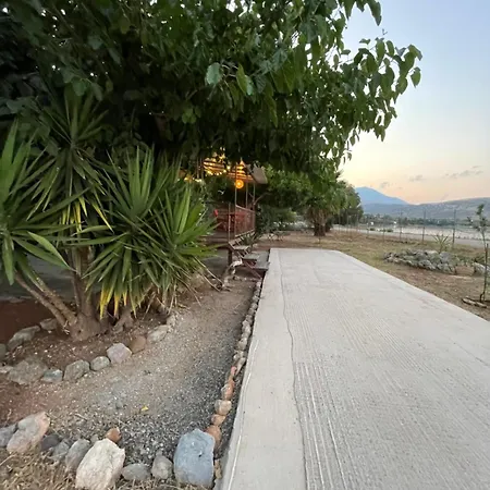 Seaside Garden بيت للعطل